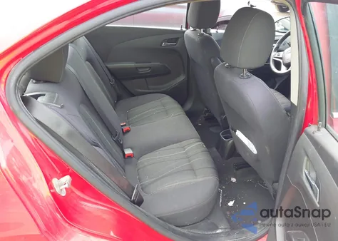 2014 Chevrolet Sonic Lt Auto из США, поврежденный, VIN 1G1JC5SH7E4149946